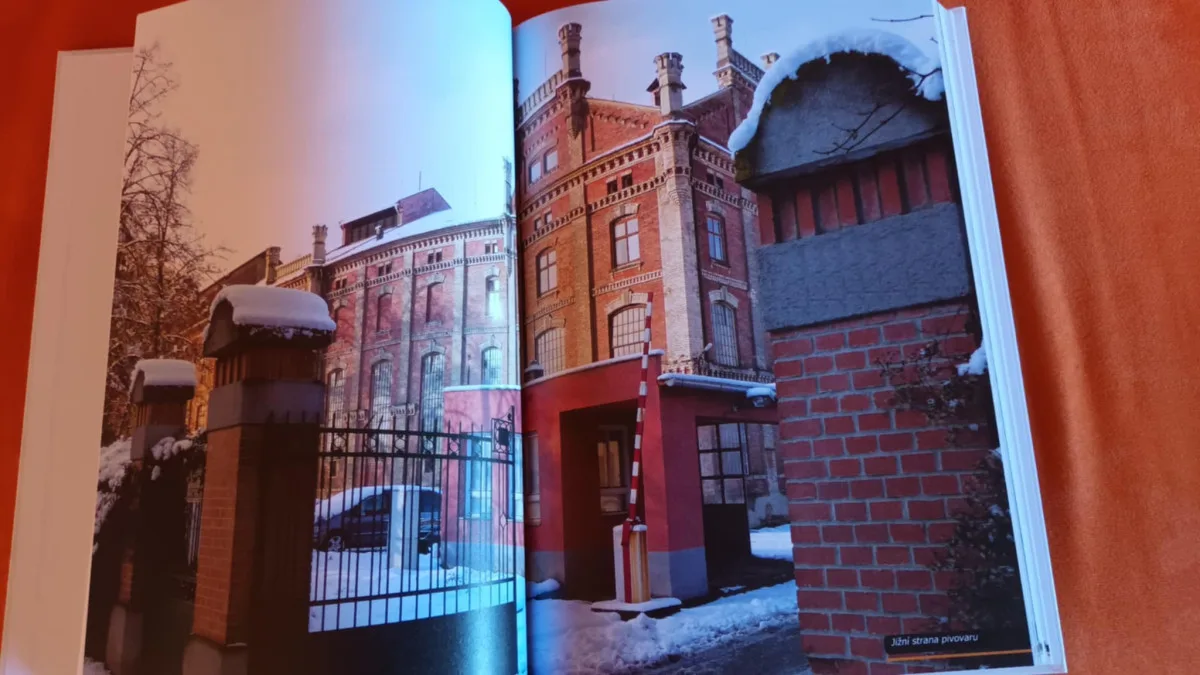 Fotografie, etikety, historie. Zašlá sláva prostějovského pivovaru ožívá v nové representativní publikaci