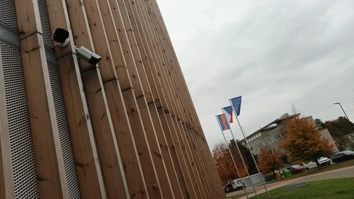 Velká sláva v Kojetíně, město otvírá nový zimní stadion. Zájem o bruslení je velký