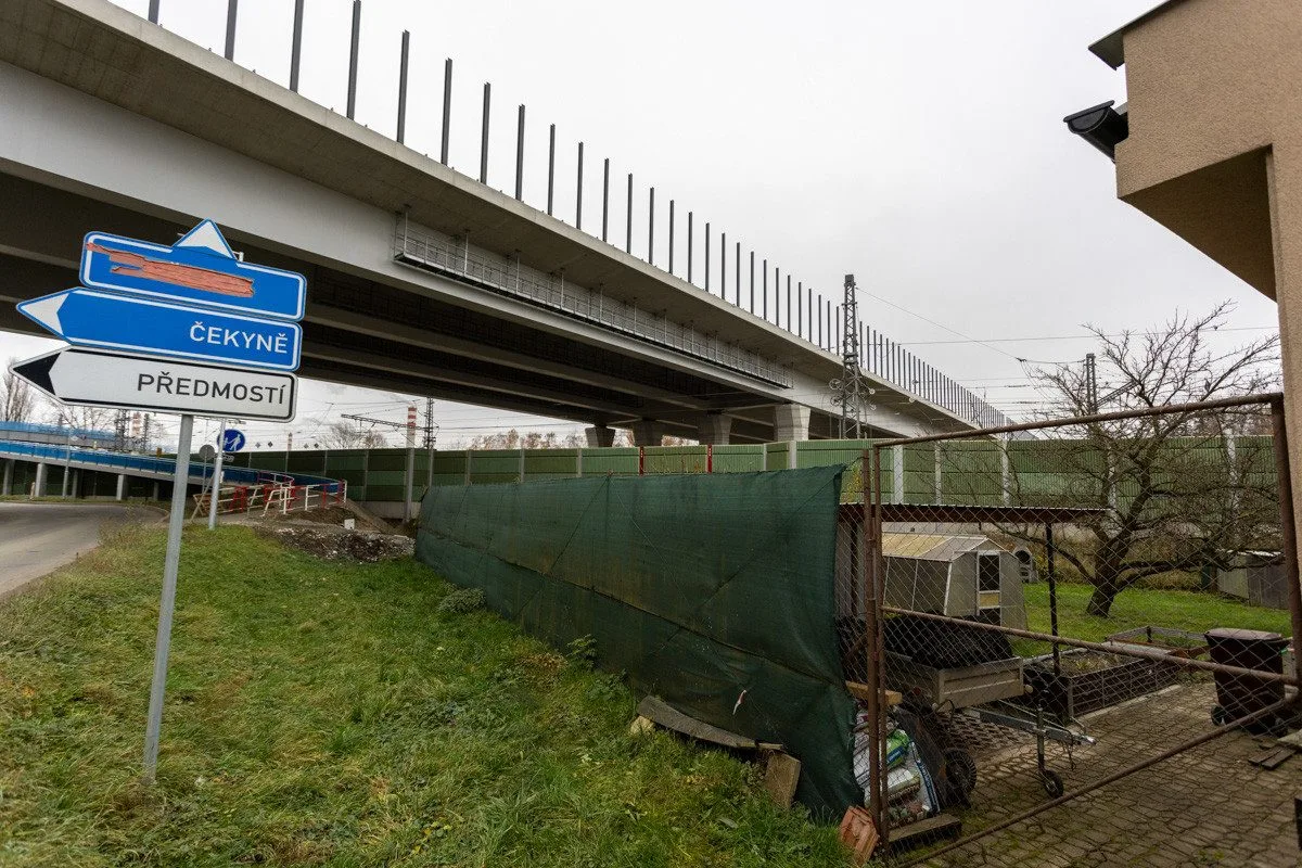 VIDEO, FOTO: Kompletní průjezd po zbrusu nové D1. Klíčová stavba u Přerova finišuje