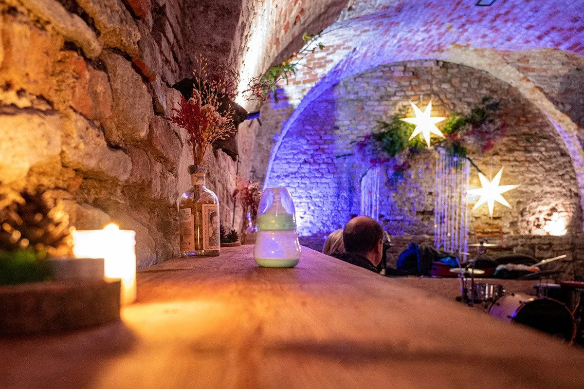 Za punčem i koncerty do podzemí. V Olomouci předvánočně ožil unikátní prostor pod klášterem