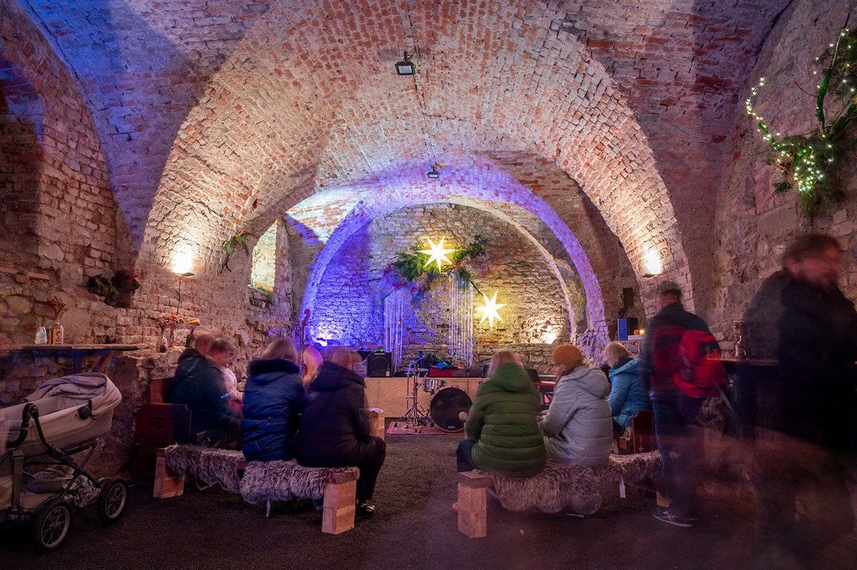 Za punčem i koncerty do podzemí. V Olomouci předvánočně ožil unikátní prostor pod klášterem