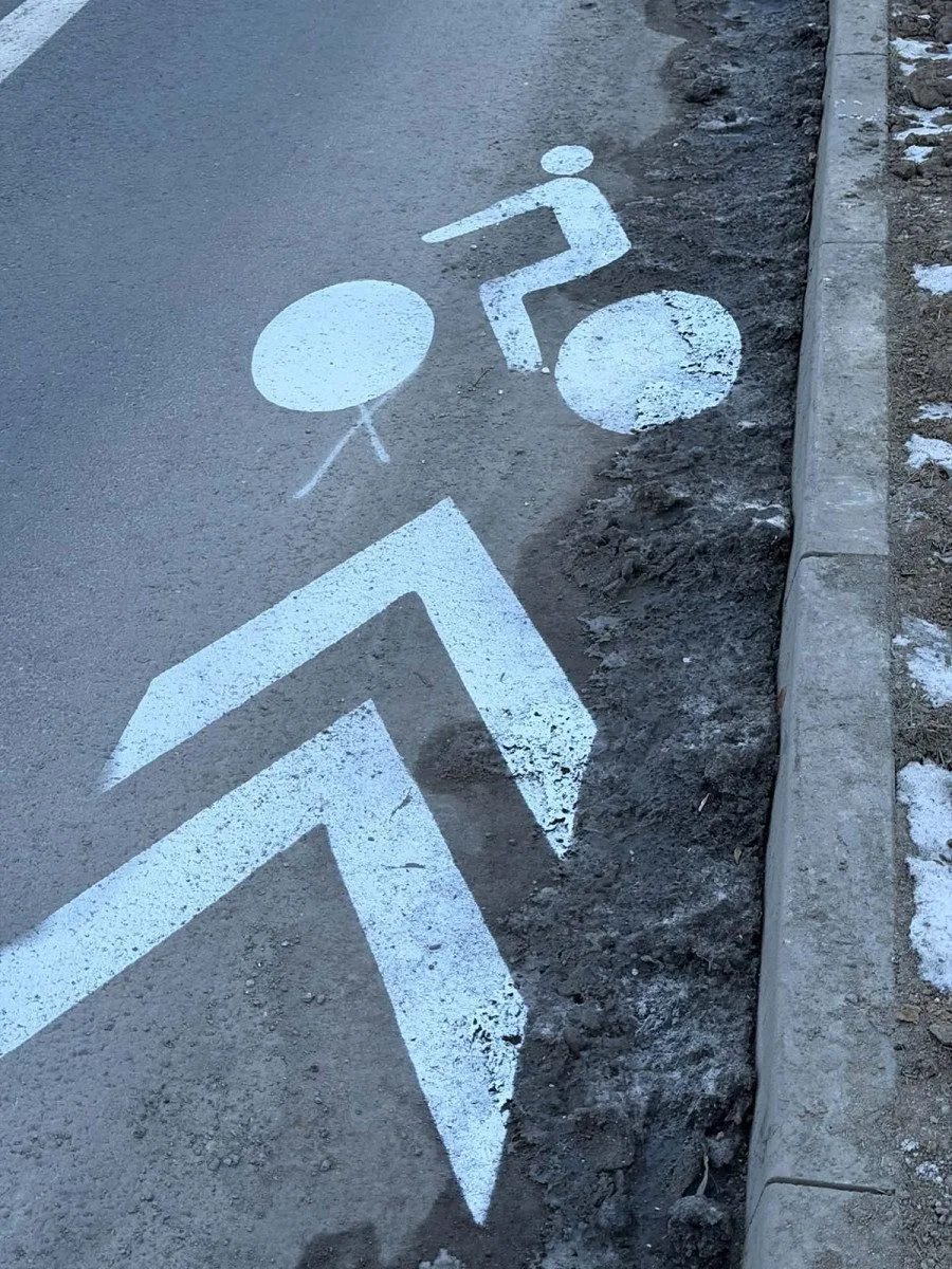 Nekvalitně provedené dopravní značení v olomoucké části Nové Sady