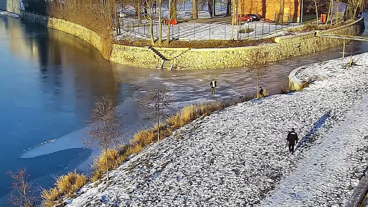 Mladíci na soutoku řek Morava a Bystřice v Olomouci
