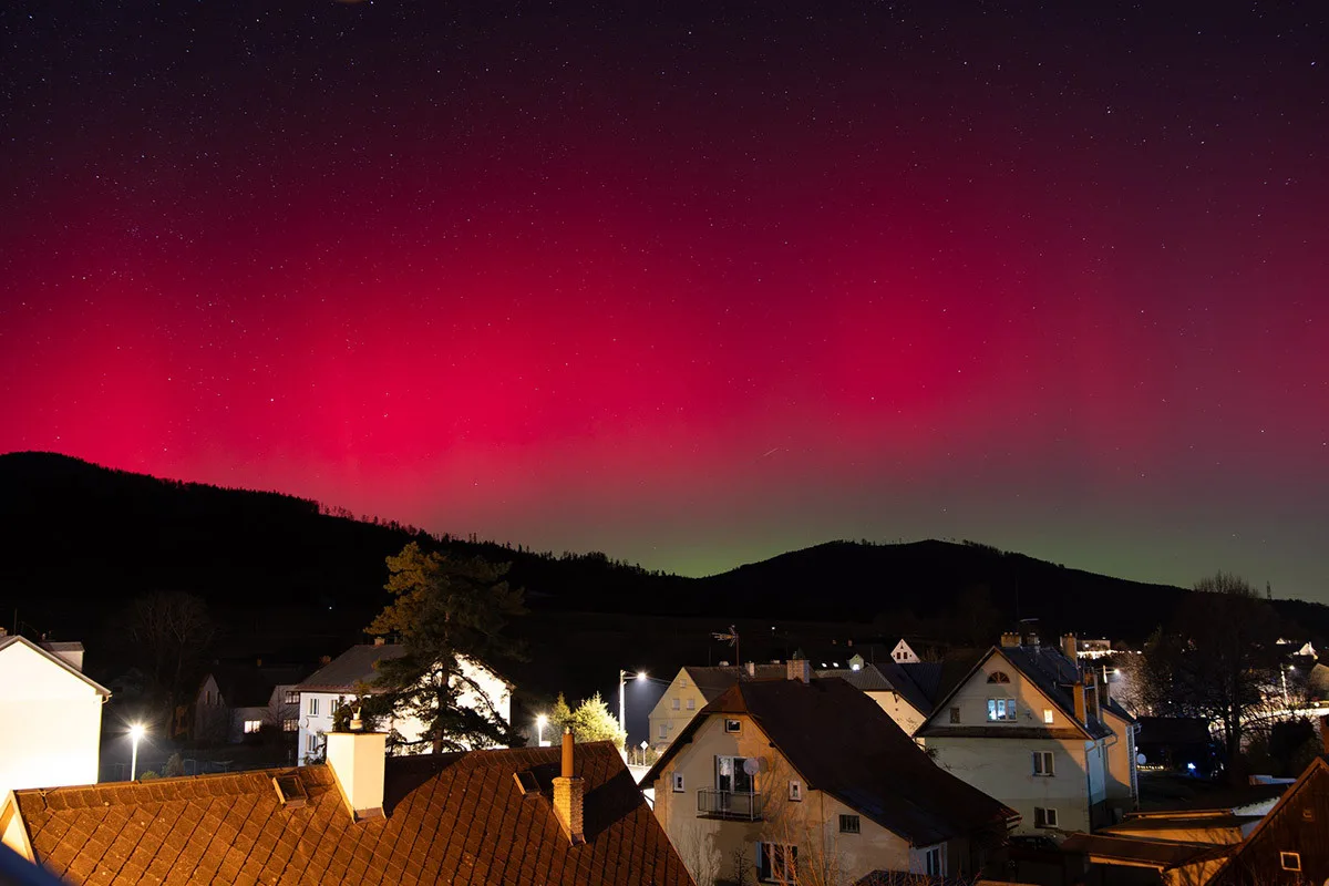 Polární záře - záběr z České Vsi - foto: Roman Janas