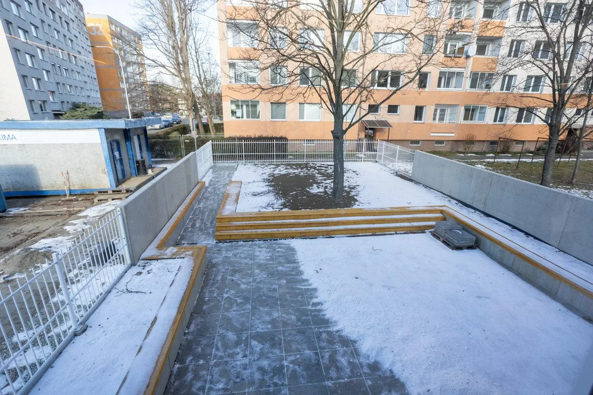 FOTOGALERIE: Tisíce knih i skluzavka. V Olomouci se brzy otevře moderní knihovna na sídlišti