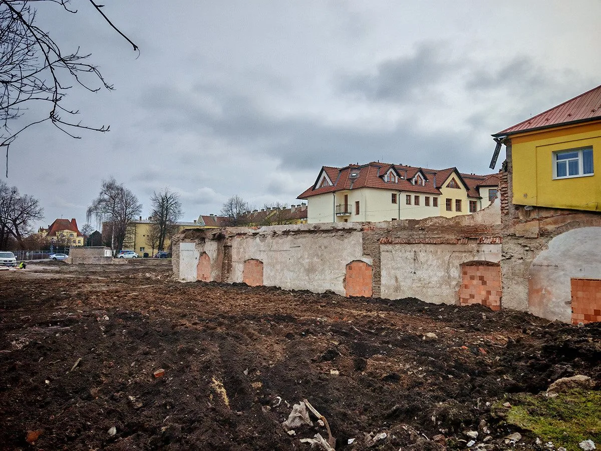 Demolice u centra Litovle: na pozemcích města by mohly vzniknout bytové domy