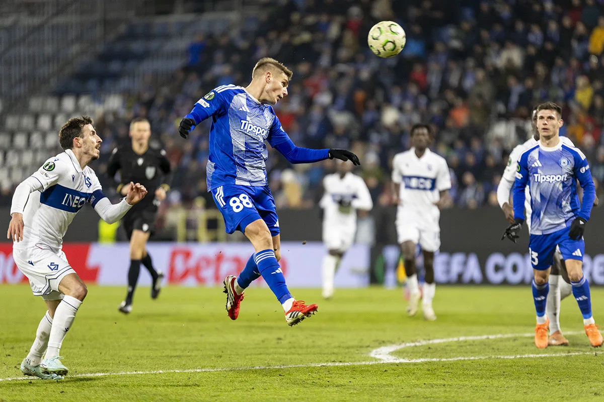 Péter Baráth v utkání proti Lausanne