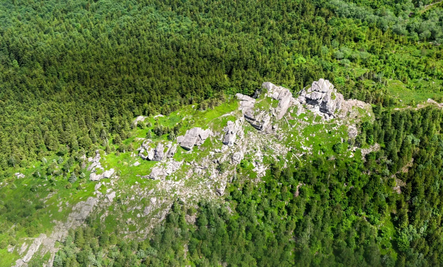 FOTOGALERIE: Jesenicko z ptačí perspektivy, nová kniha přináší letecké snímky. Podívejte se
