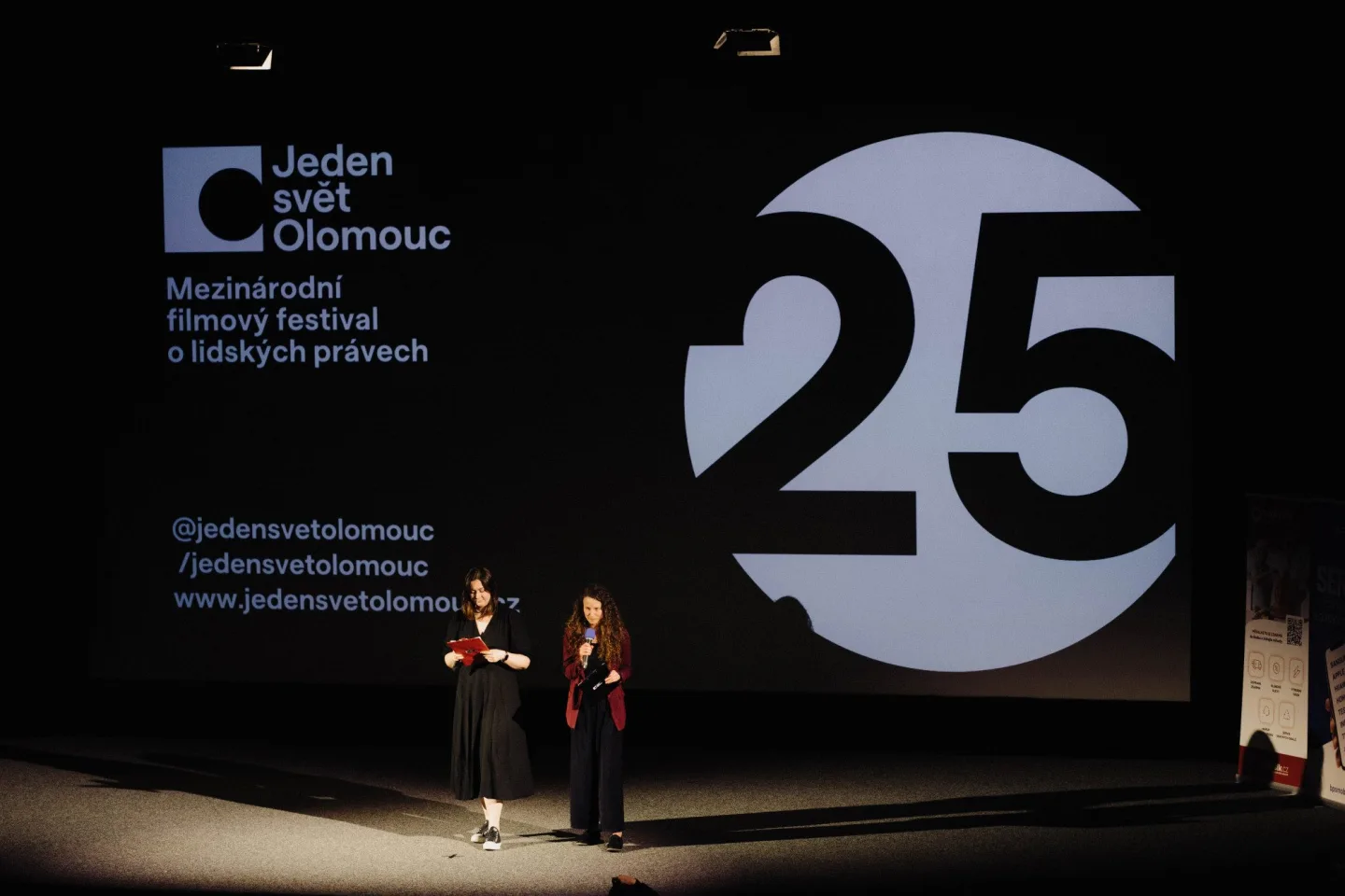 Filmový festival Jeden svět opět v Olomouci. Přinese přes 30 snímků
