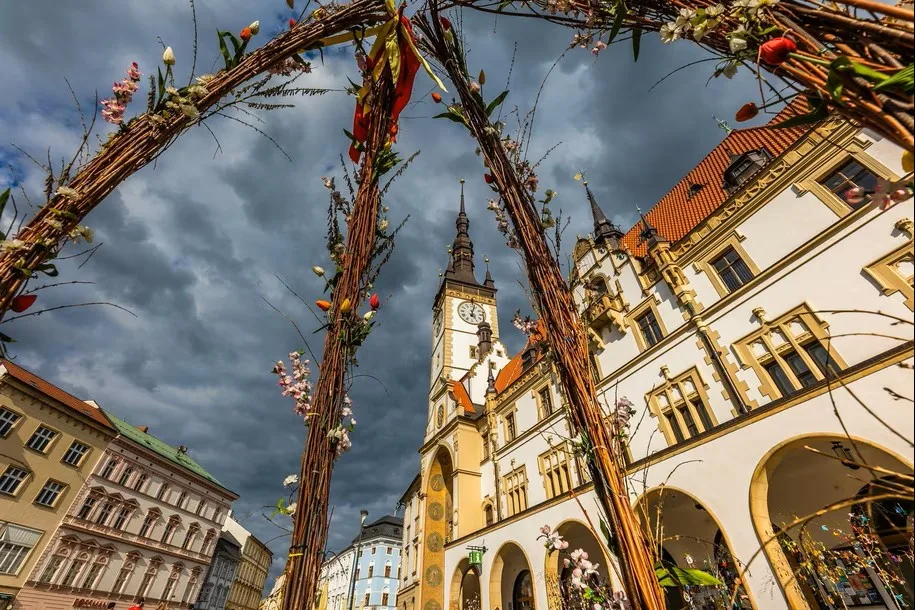 V centru Olomouce začíná Velikonoční jarmark. Nabídne řemesla, dílničky i prohlídky zajímavých míst