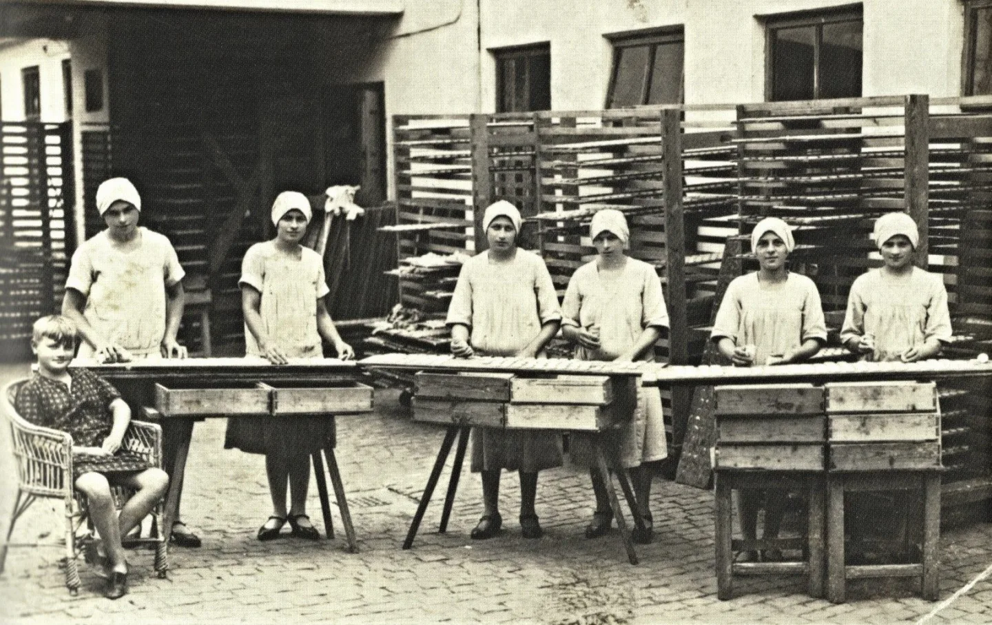 Střípky z historie. Olomoucké tvarůžky si letos připomínají 150 let od zahájení výroby v Lošticích