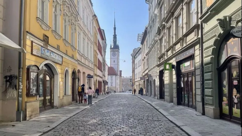 V Olomouci startuje série oprav. Dočkají se Ostružnická, autobusák na tržnici nebo Stupkova