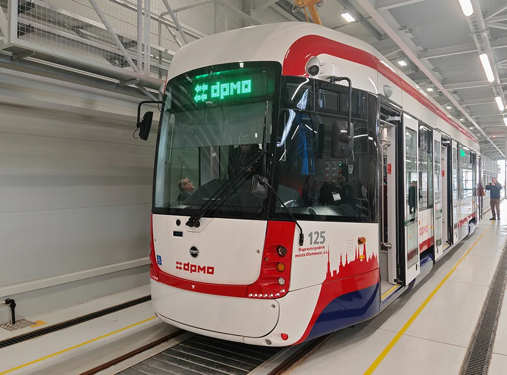 Nová tramvaj EVO1 v Olomouci - ilustrační foto