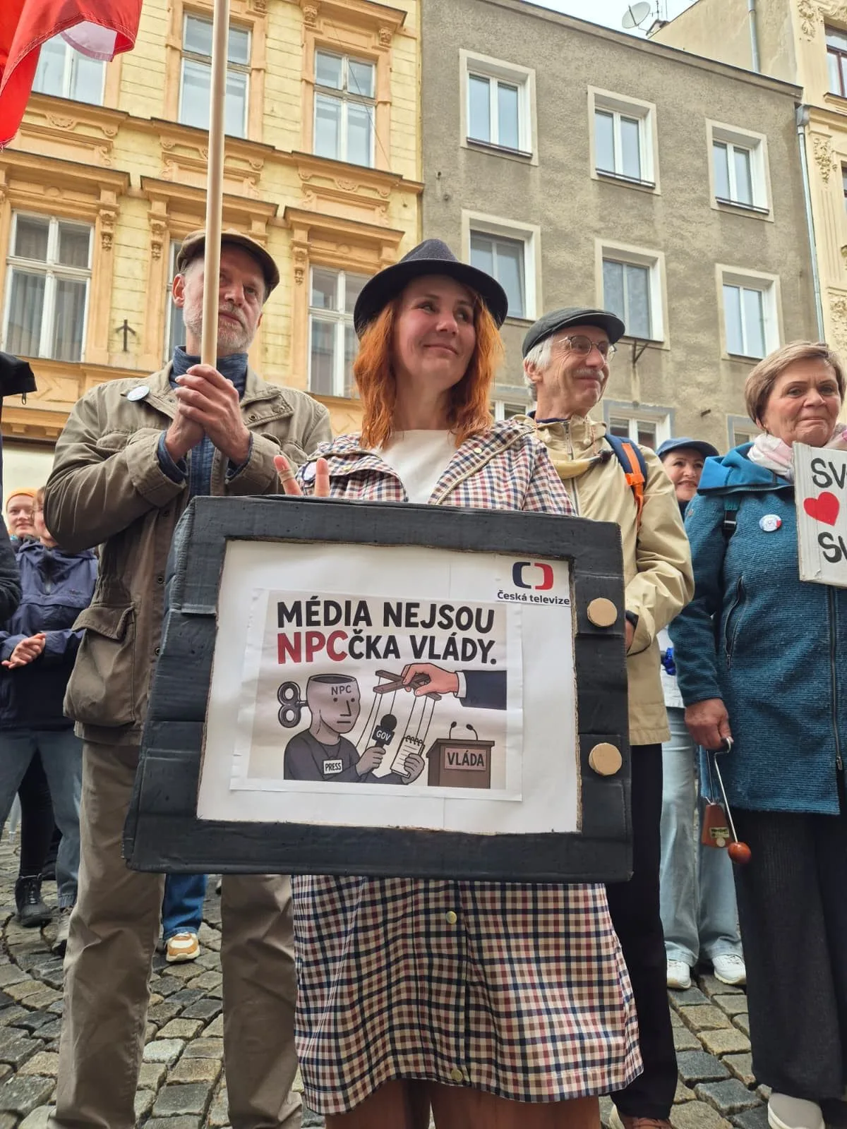 Stovky lidí dnes v Olomouci protestovaly proti rušení koncesionářských poplatků a za svobodnou kulturu