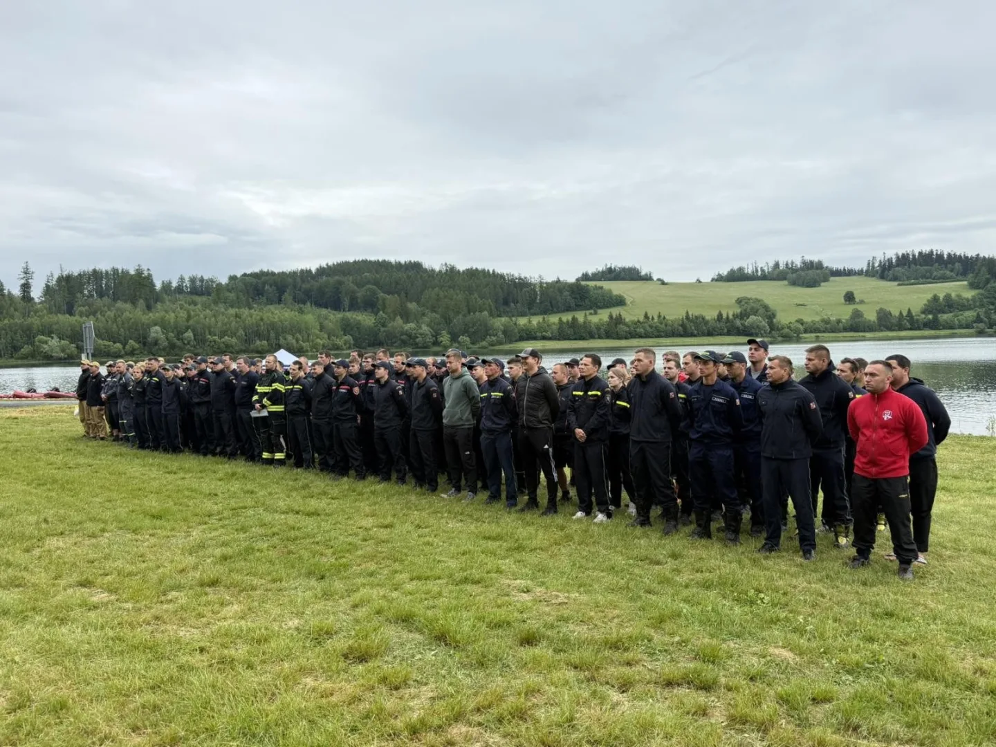 FOTO, VIDEO: Zlatí hasiči z Prostějova. Tým vyhrál soutěž ve vodním záchranářství na Slezské Hartě