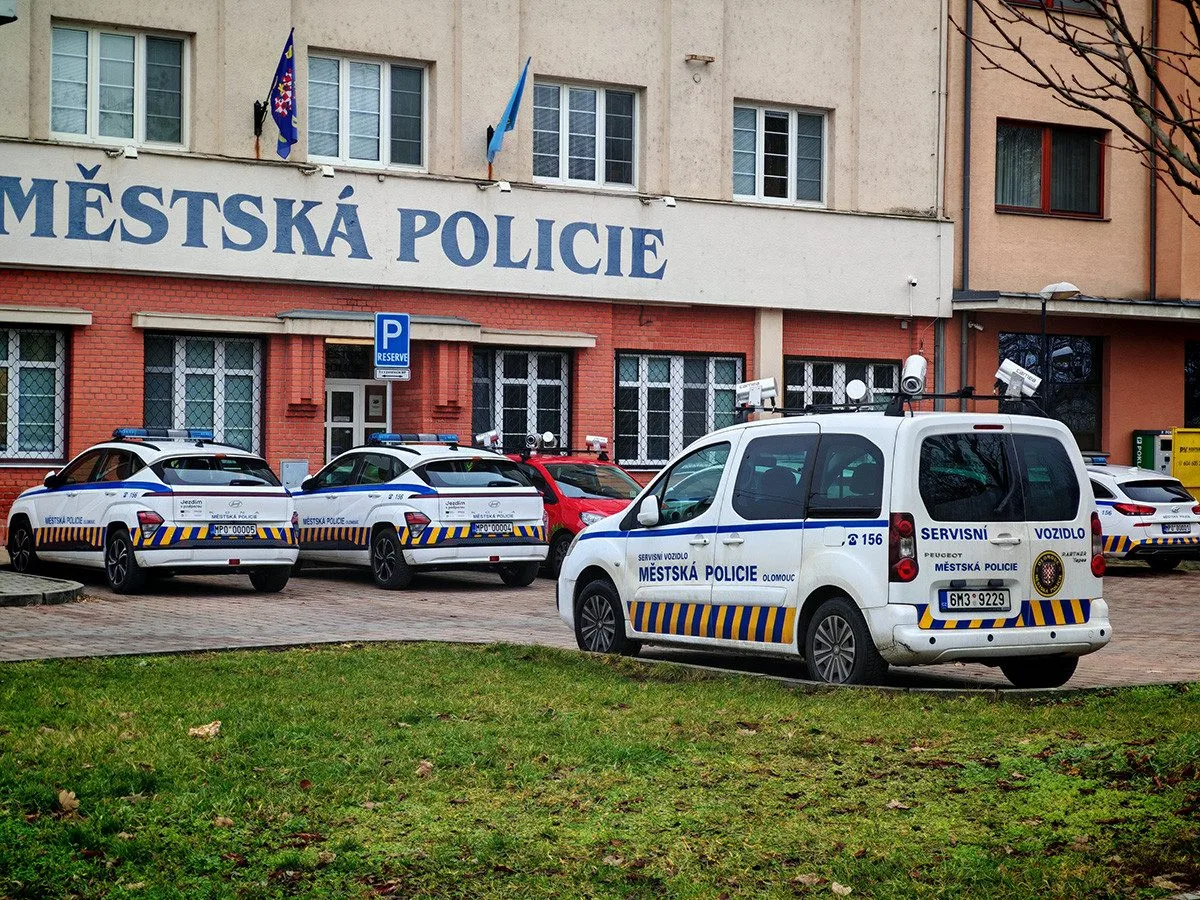 Kamerové auto Městské policie Olomouc pro kontrolu parkování - ilustrační foto