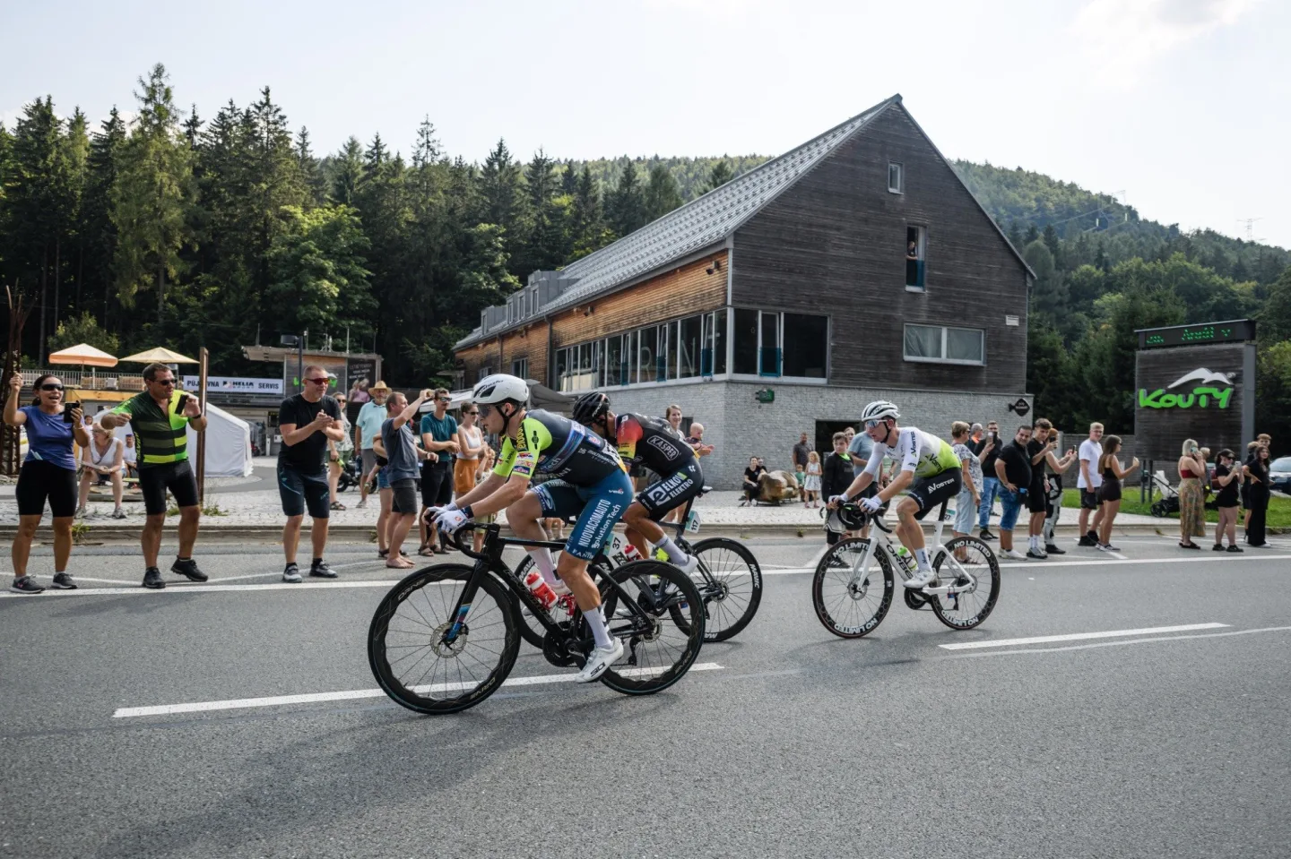 Bitva na Dlouhých stráních. Cyklistická Czech Tour v sobotu projede Šumperskem