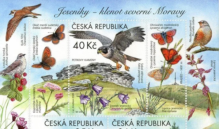 Praděd ve schránkách po celém Česku. Jeseníky se dostaly na poštovní známky