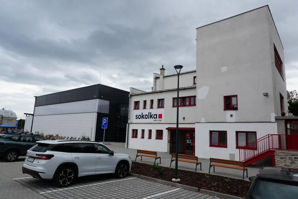 Litovel otevřela novou sportovní halu. Využijí ji školy, kluby i veřejnost
