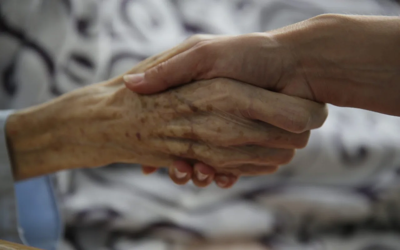 Mobilní hospic Nejste sami slaví deset let. Výročí si připomene benefičním koncertem
