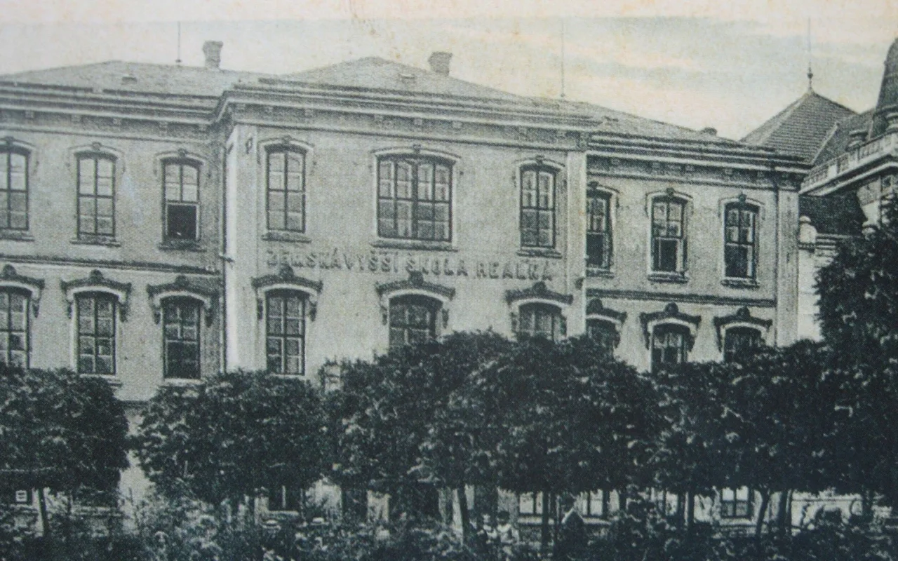 DRBNA HISTORIČKA: Reálka v Prostějově byla významnou kapitolu v oblasti školství