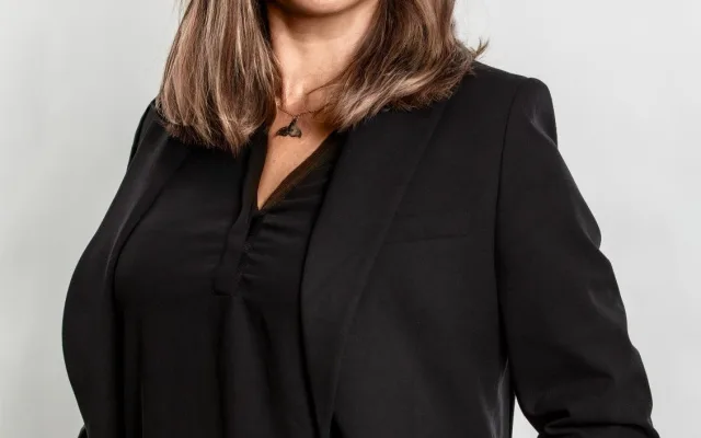 Hovory pod lampou - Martina Zedníková
