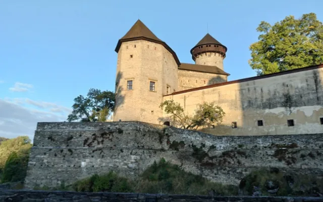 KMOTRA SMRT Vojenská historie aneb bojové umění středověku