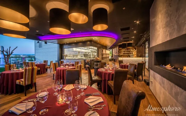 interiér atmosphere restaurant