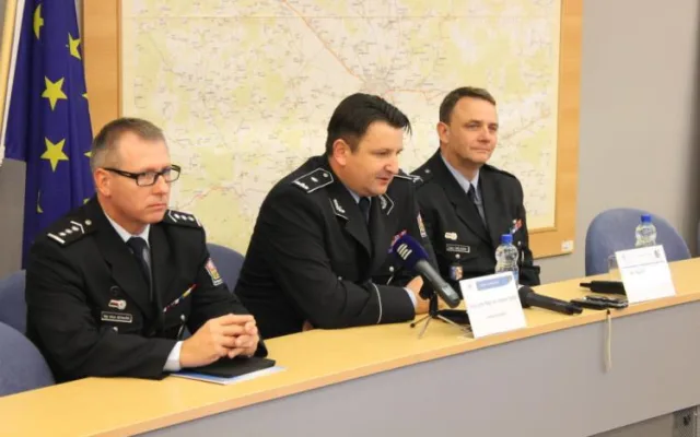 brig. gen. Mgr. Bc. Tomáš Tuhý a  plk. Ing. Libor Krejčiřík, zdroj: ČTK