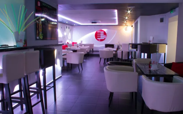 Tip Olomoucké Drbny na páteční večer: Red Bull Party v Buddy's clubu