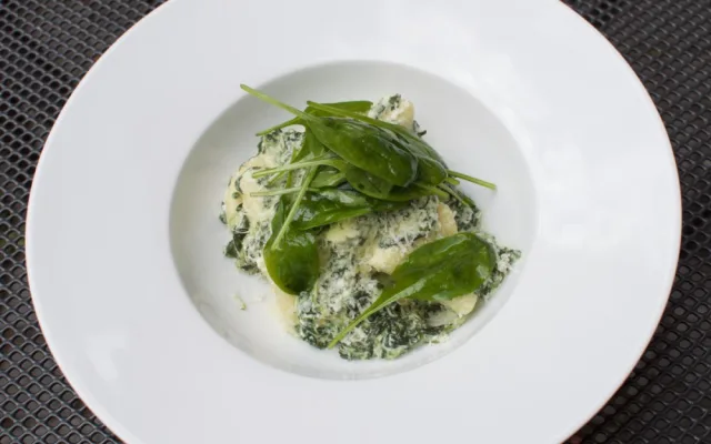 Domácí gnocchi se špenátem ricottou a parmazánem