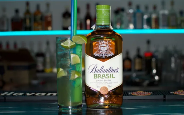 Highland Samba (Ballantine's Brasil s limetou a Spritem)