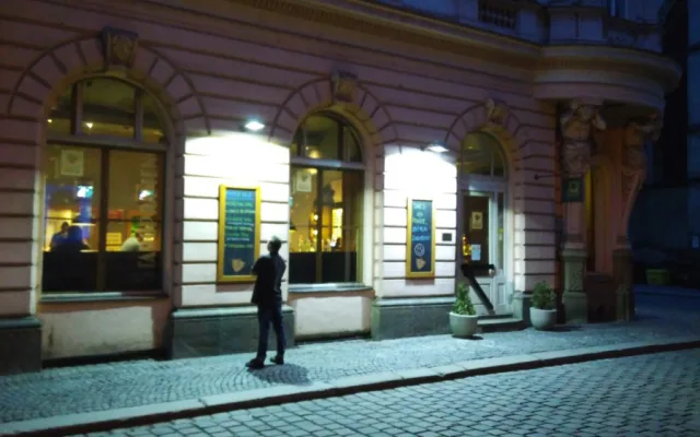 Mizí další stálice v centru města, olomoucká Potrefená Husa dnes otevřela naposledy