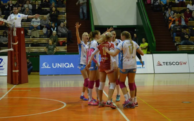 Překvapení se nekonalo. Prostějov porazil Olomouc 3:0 na sety