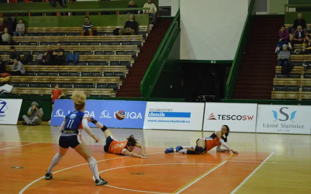 Olomoučanky nedaly Olympu šanci a vypráskaly ho z domácí palubovky 3:0