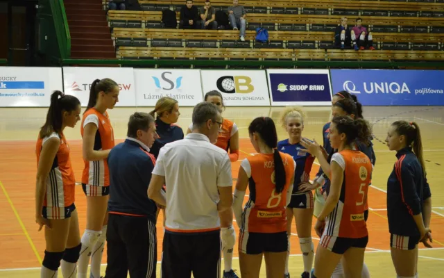 Olomoučanky nedaly Olympu šanci a vypráskaly ho z domácí palubovky 3:0