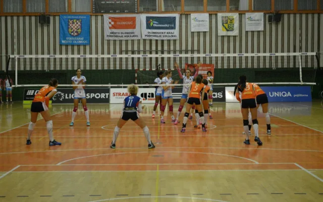 Olomoučanky nedaly Olympu šanci a vypráskaly ho z domácí palubovky 3:0