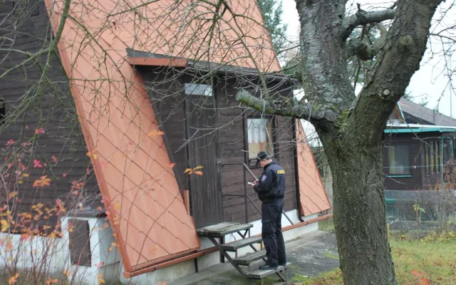 Policisté kontrolovali chatoviště. Na lístku nechávali rady chatařům, jak zabezpečit svůj majetek