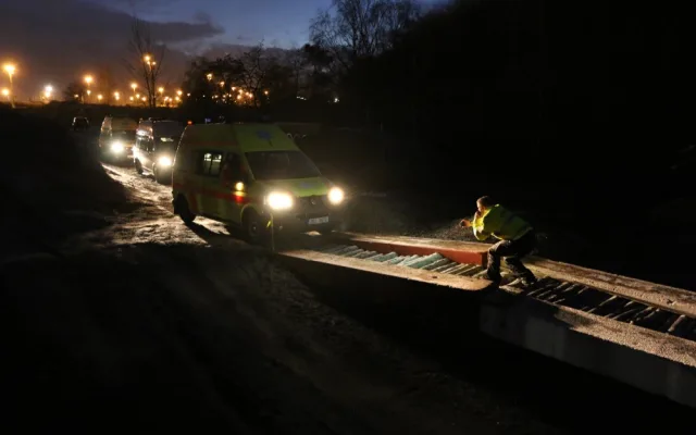 VIDEO: Řidiči sanitních vozů trénovali jejich řízení za ztížených podmínek
