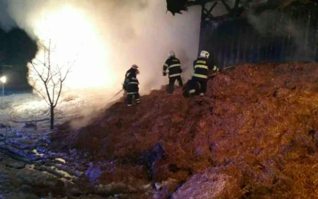 Pod lyžařským vlekem ve Stříbrnicích vzplála budova. Vznikla škoda za více než čtyři miliony