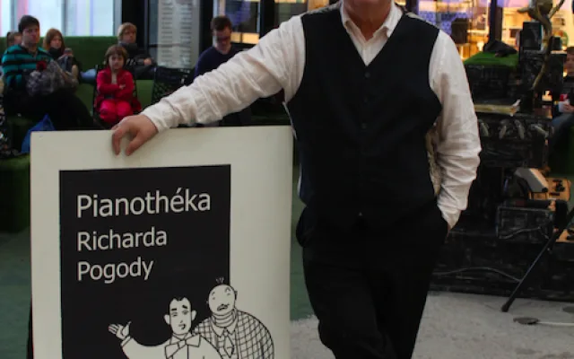 Pianothéka Richarda Pogody není pouze pro starší ročníky