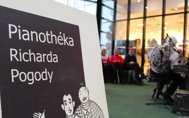 Pianothéka Richarda Pogody není pouze pro starší ročníky