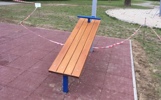V Čechových sadech nově vzniklo workoutové hřiště