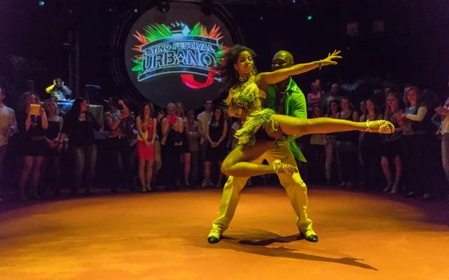 FOTO: Páteční Urbano Latino festival v Esku se skutečně vydařil