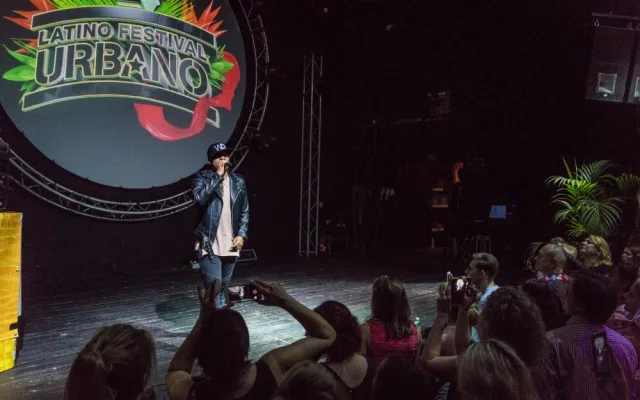 FOTO: Páteční Urbano Latino festival v Esku se skutečně vydařil
