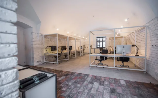 FOTO: V Olomouci slavnostně otevřelo coworkingové centrum Vault 42, nakoukněte dovnitř