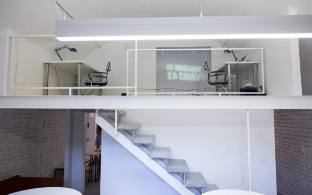FOTO: V Olomouci slavnostně otevřelo coworkingové centrum Vault 42, nakoukněte dovnitř