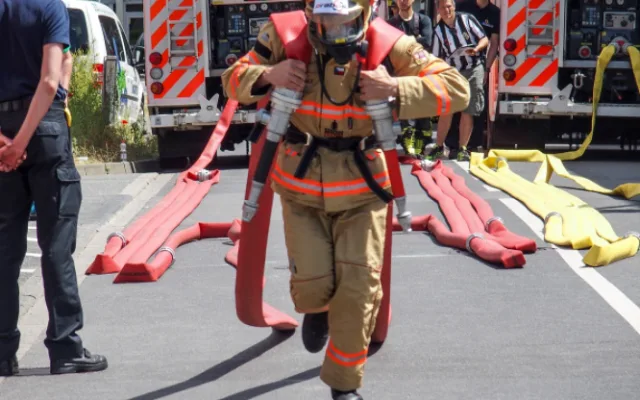 Olomoucký hasič Michal Přecechtěl vybojoval druhé místo v mezinárodní soutěži Toughest Firefighter Alive