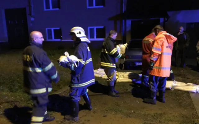 Hasiči měli kvůli bouřce stejný počet výjezdů, který normálně řěší za týden