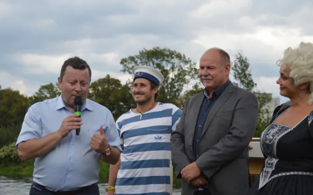 FOTO: Nová výletní loď Šimona Pelikána se jmenuje Marie Terezie